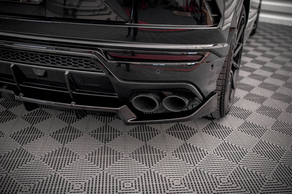 Diffuser Lamborghini Urus Maxton Glans Zwart