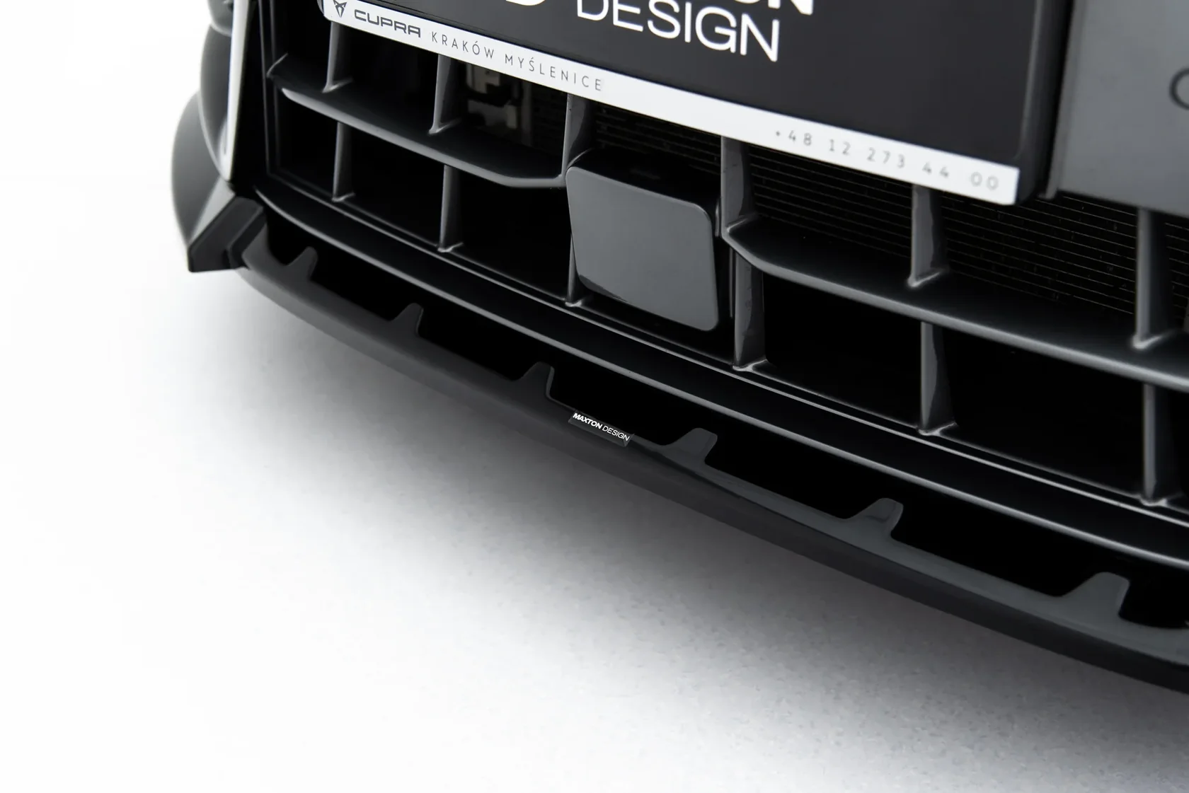 Voordiffuser Cupra Leon Hatchback Mk1 Facelift V.2 Glans Zwart