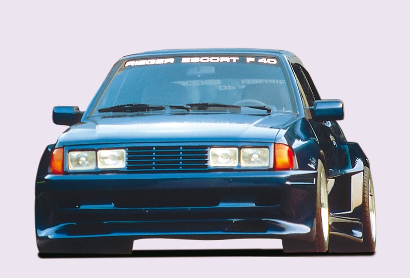 Voorbumper Ford Escort 4 Breedversie ll Rieger