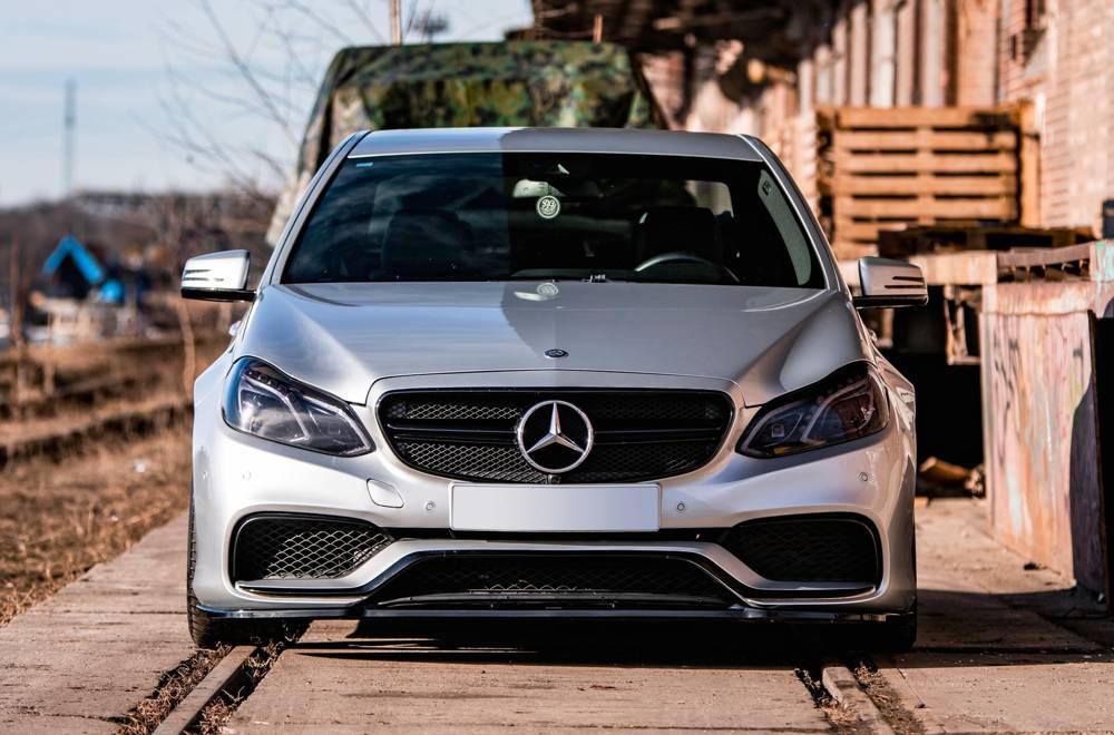 Voorspoiler Mercedes E-Klasse W212 E63 AMG Facelift 12-16 Glans Zwart