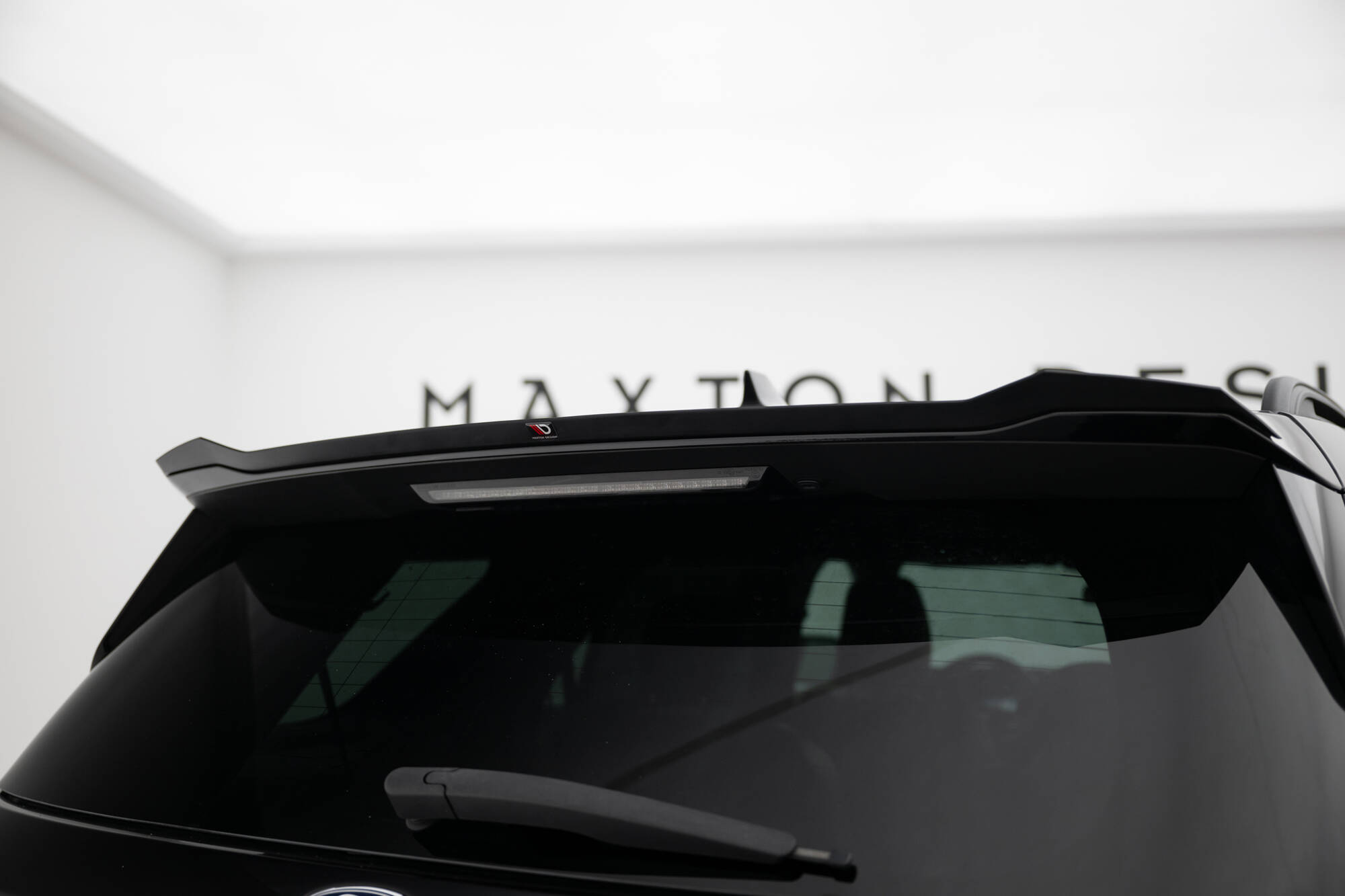 Bodykit Ford Explorer XLT MK6 Maxton Glanzend zwart