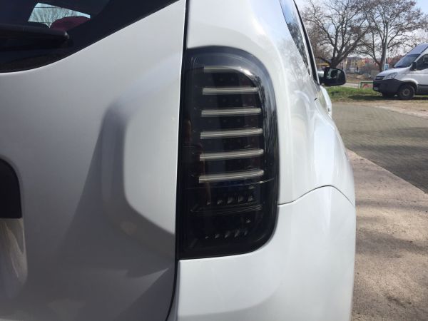 Achterlichten Dacia Duster LED 09-17 Black