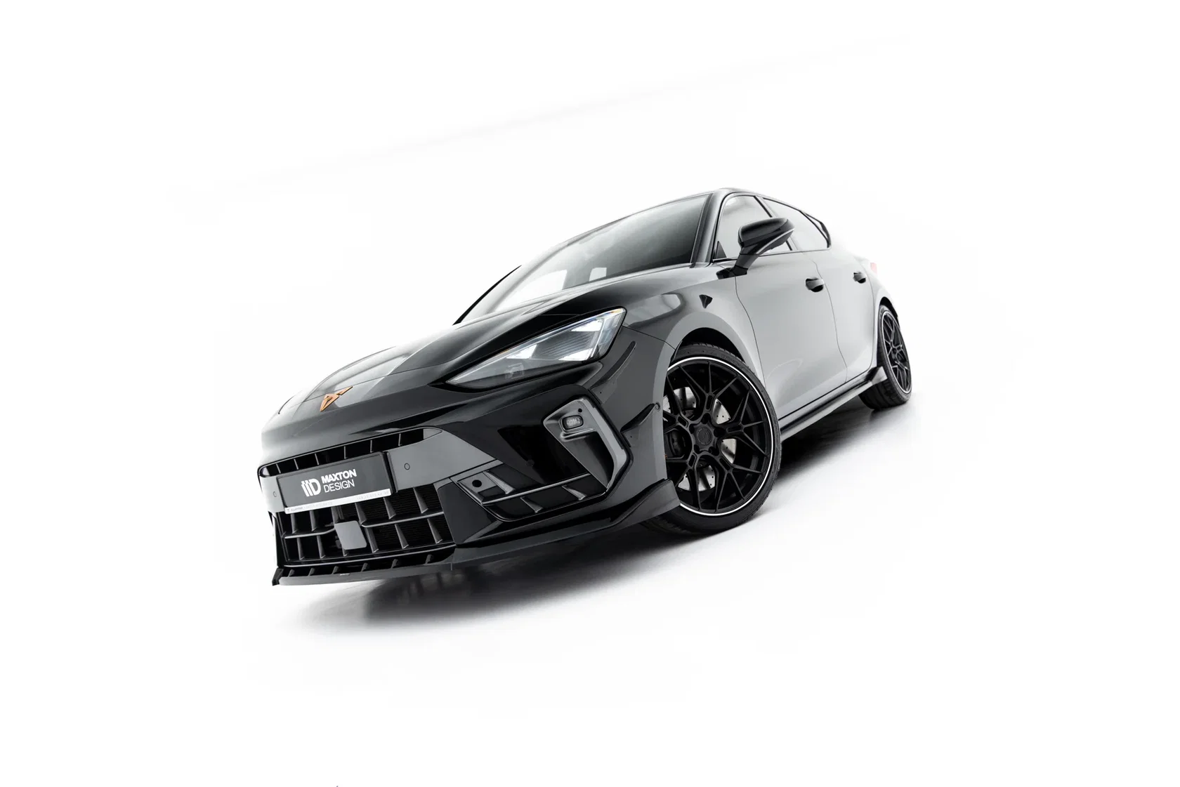 Voorspoiler Cupra Leon ST / Hatchback Mk1 Facelift V.1 Glans Zwart