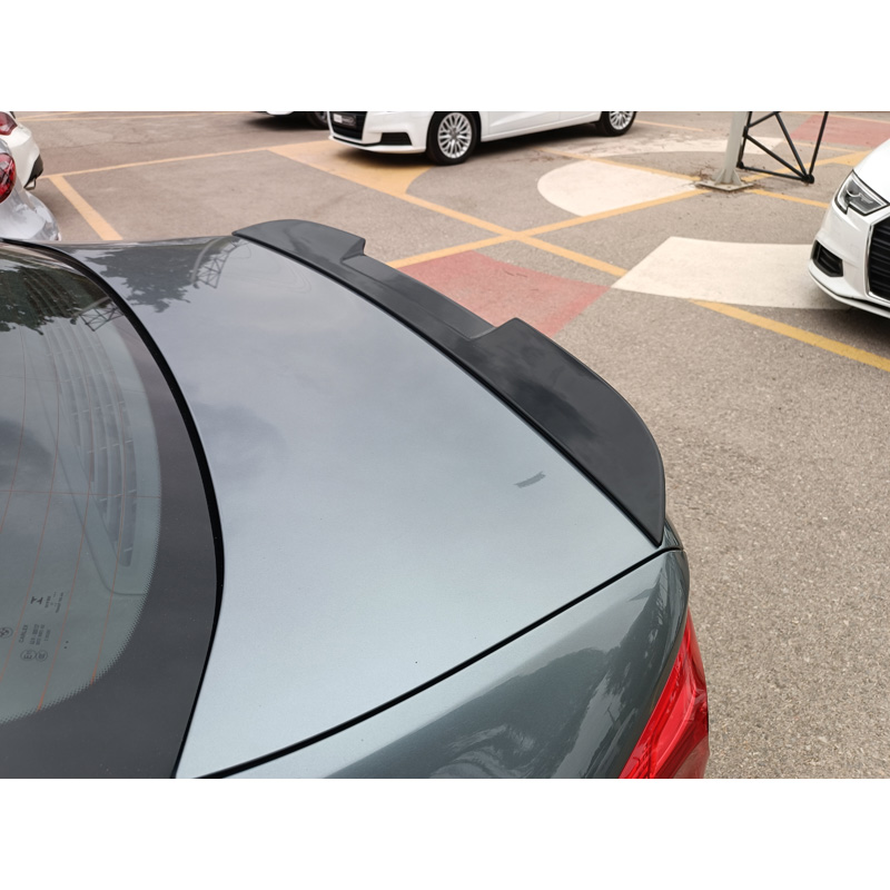 Trunk spoiler lip  BMW 5-Series G30 Sedan 2016- (PU)