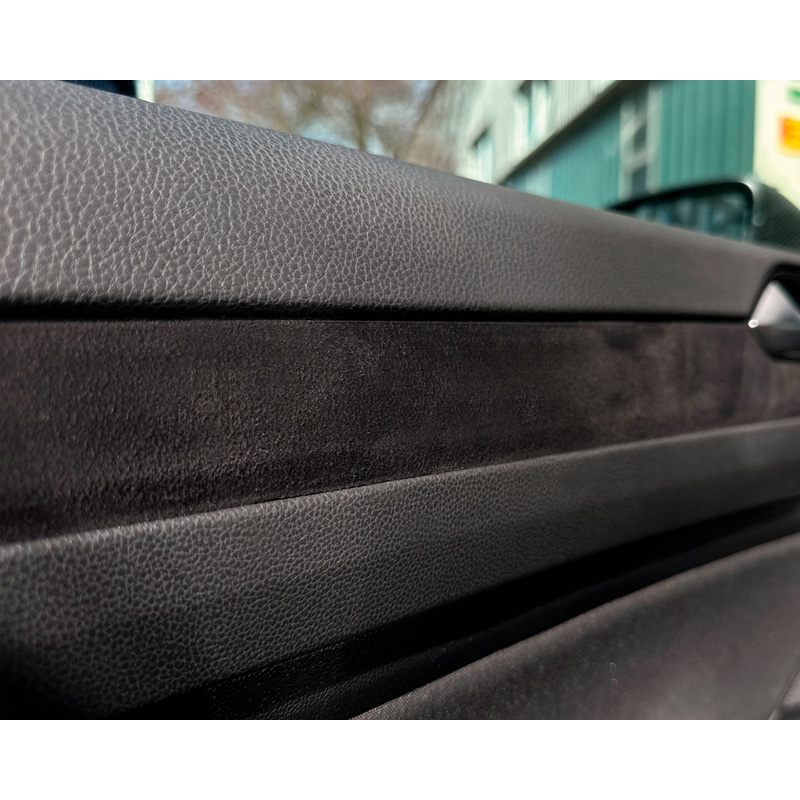 Foliatec Cockpit Design Film Panther Wrap (Alcantara-Look) - Black - 75x140cm