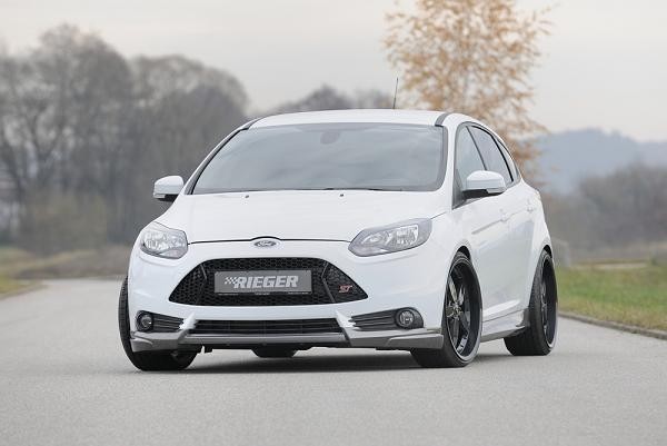 Zijskirts Ford Focus 3 11-.. 5 deurs Carbon Rieger