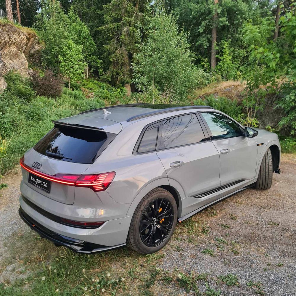 Bodykit passend voor Audi e-Tron S-Line Glans Zwart Maxton