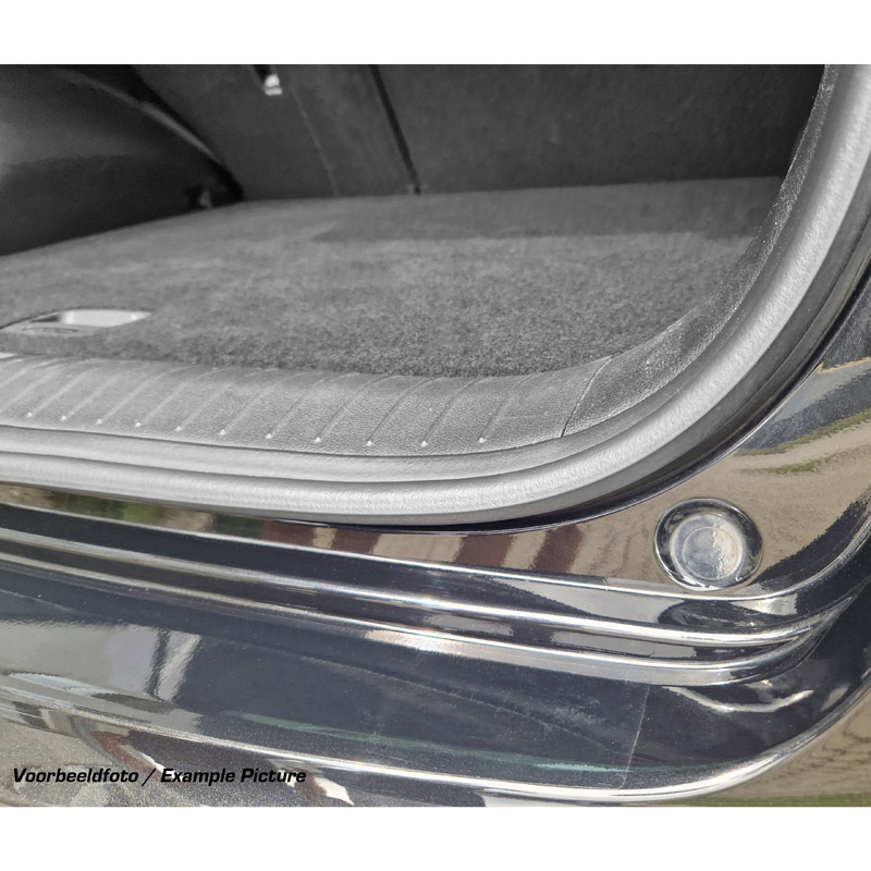 Custom-fit Rear bumper protection film  Volkswagen Touran II (5T) R-Line 2015- - Transparent