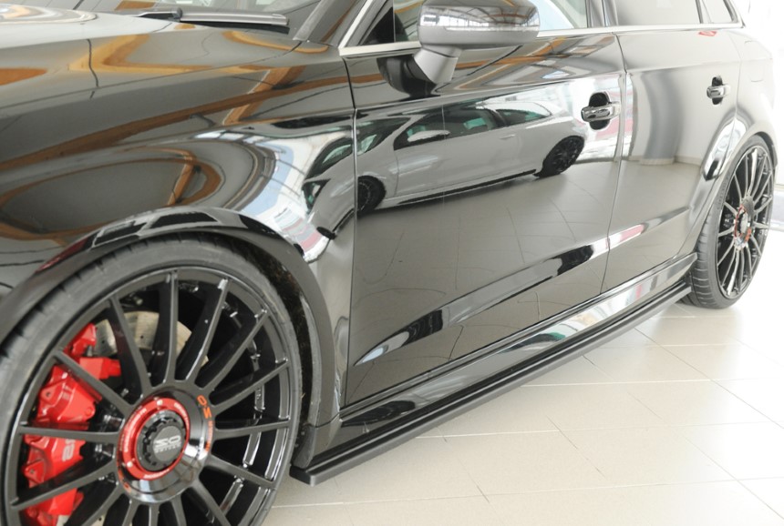 Zijskirts Audi RS3 8V Sportback Rieger glans zwart