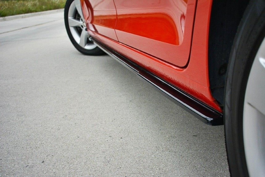 Zijskirts Skoda Rapid Maxton Design glans zwart