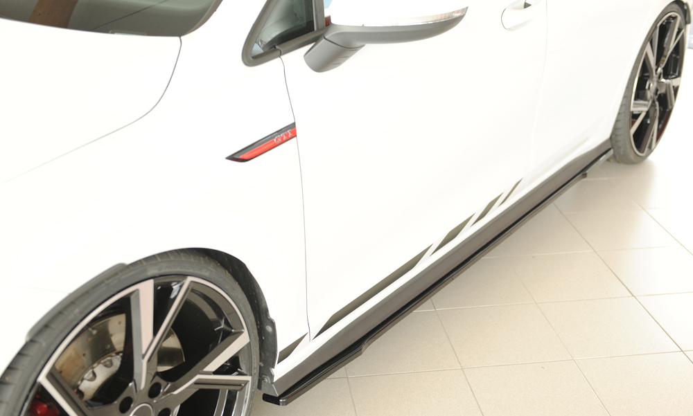 Zijskirts Volkswagen Golf 8 GTI GTE GTD GTI Clubsport Rieger Glans Zwart
