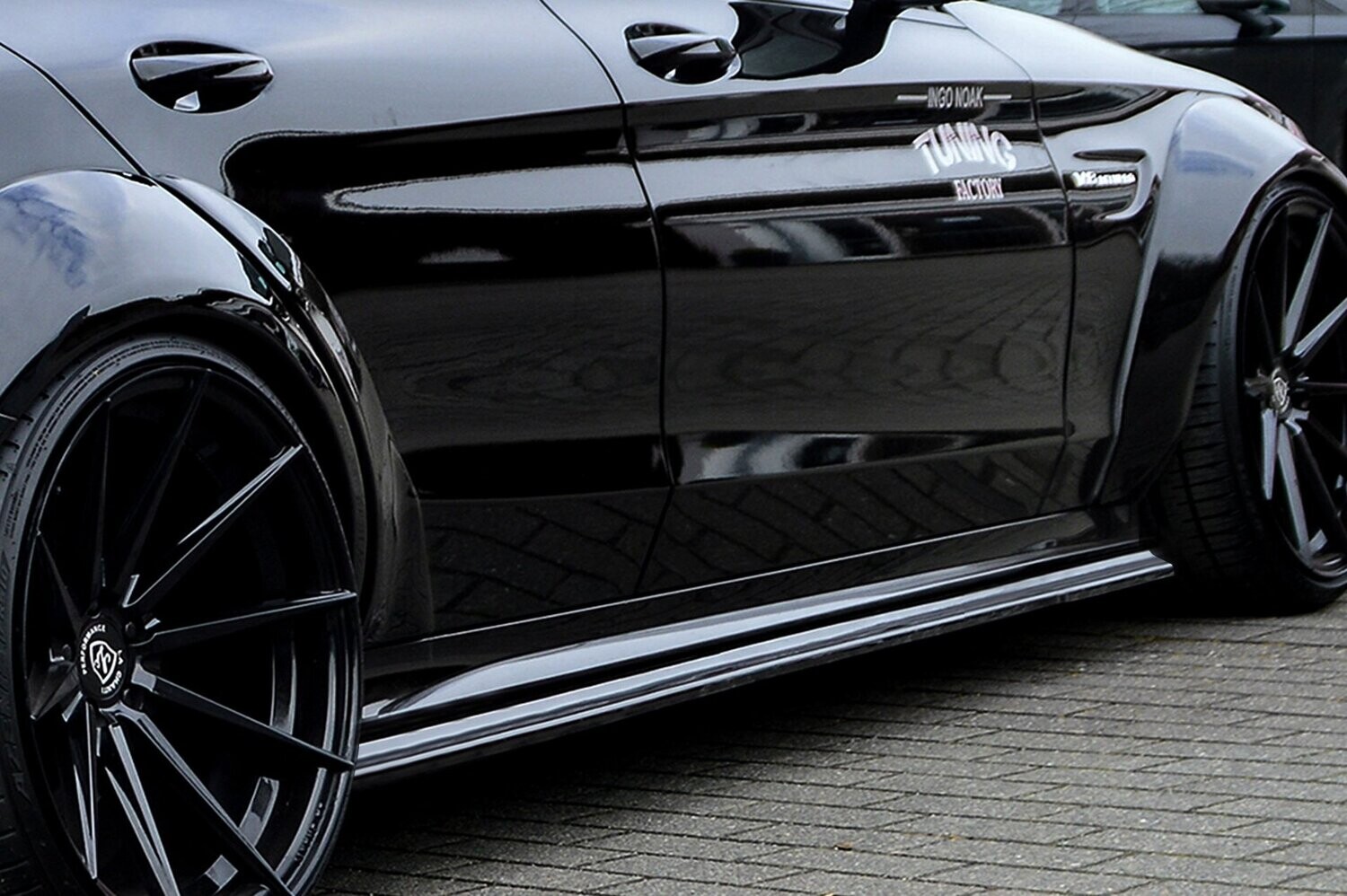 Zijskirts Mercedes C-Klasse C63AMG+S