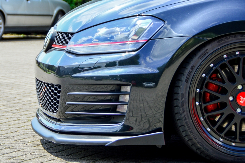 Voorspoiler met Canards Volkswagen Golf 7 GTI GTD 13-17 Glans Zwart