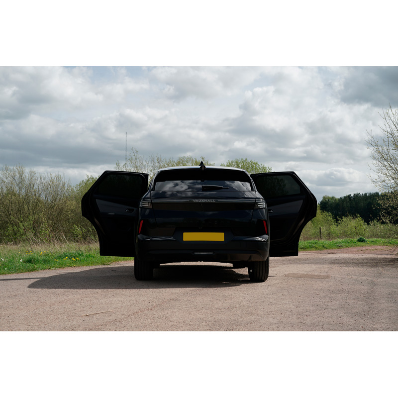 Set Car Shades (rear side doors)  Opel Grandland (OV64) 2024- (2-pieces)