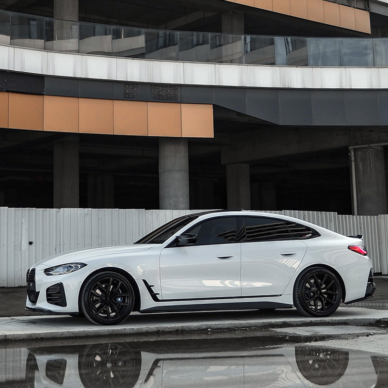 Oneway Complete body kit  BMW i4 G26 M-Pack 2021- - Gloss black