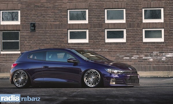 RADI8 B12 8.5x18 5X100 35 Gloss black machine face 57,1 Velgen