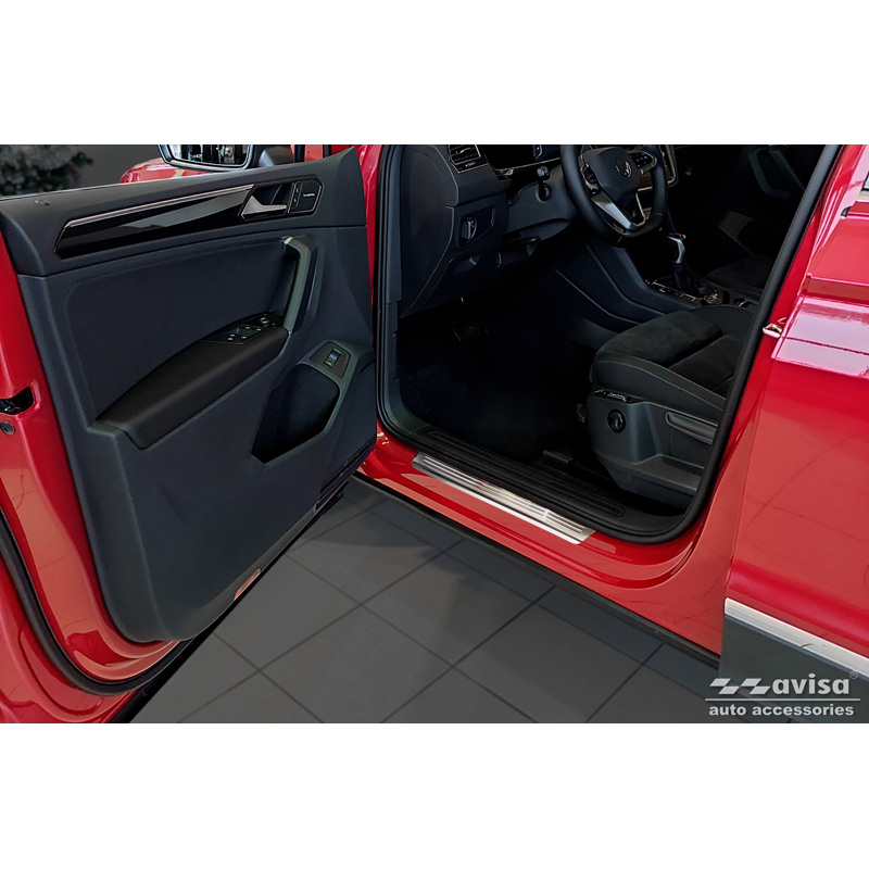 Inox door sill protectors  Volkswagen Tiguan II 2016-2020 & FL 2020- incl. Allspace 2017-2020 & FL 2020-2024 - 'Lines' - 4-pieces