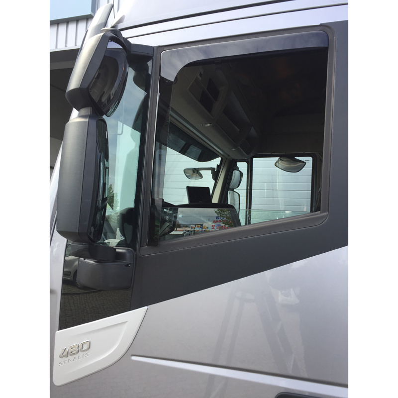 DGA Wind Deflectors  Iveco Eurocargo / Eurostar / Eurotech / Eurotrakker / Stralis / Trakker (2-pieces)
