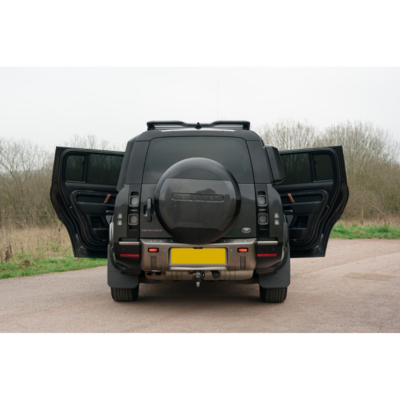Set Car Shades (rear side doors)  Land Rover Defender D130 5-doors 2020- (4-pieces)
