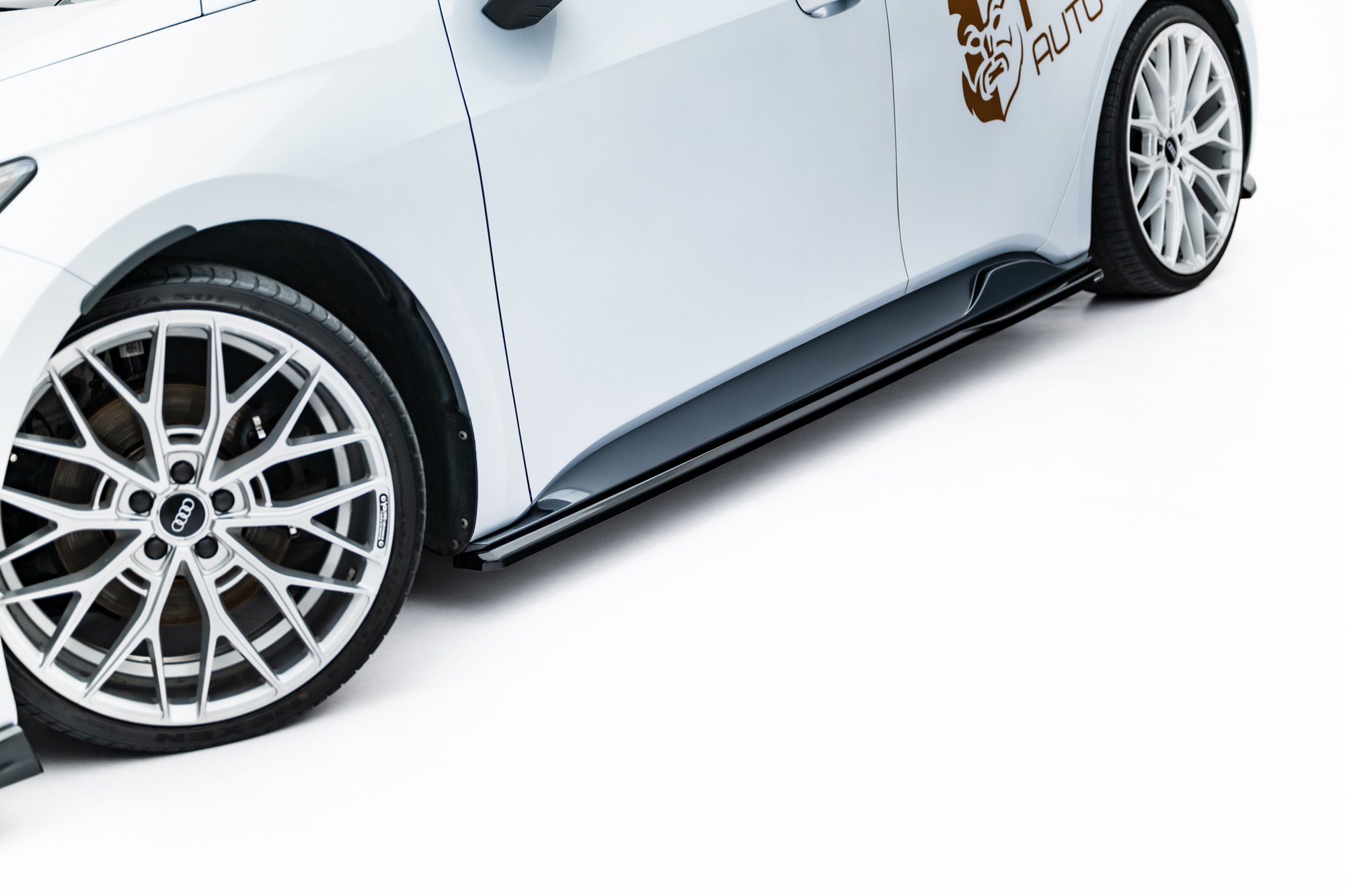 Zijskirts Cupra Born Mk1 2021 – Maxton Design