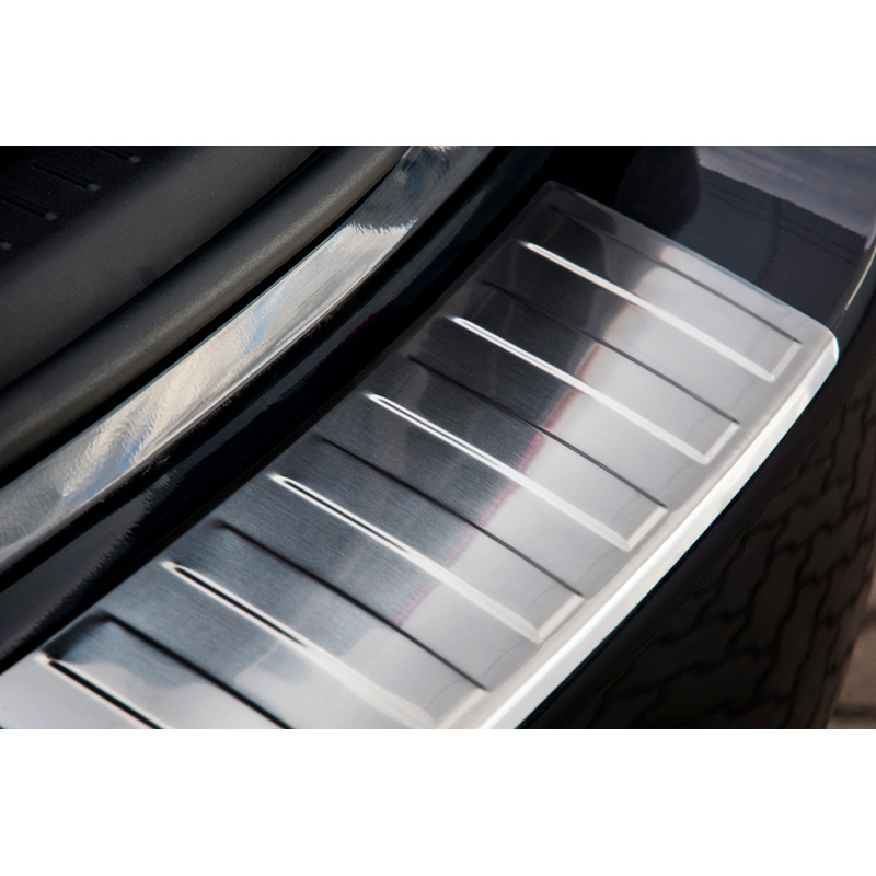 RVS Achterbumperprotector  Toyota Avensis III Sedan Facelift 2015- 'Ribs'