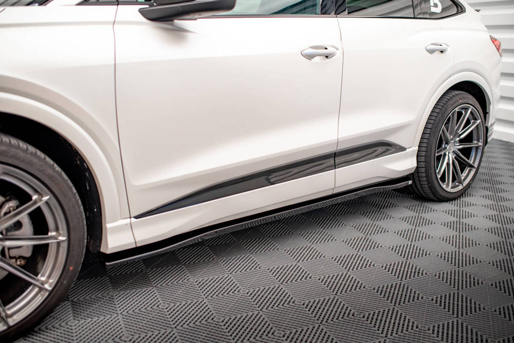 Zijskirts Audi Q4 E-Tron sportback S-line Maxton Glans Zwart