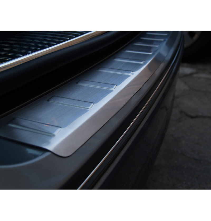 RVS Achterbumperprotector  Mercedes C-Klasse W204 Kombi 2007-2011 (incl. AMG) 'Ribs'