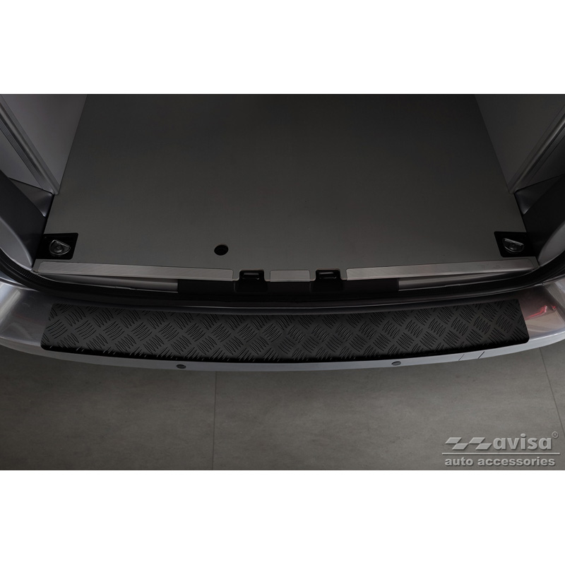 Matt Black Aluminum Rear bumper protector  Citroën Space Tourer & Jumpy 2016- / Peugeot Traveller & Expert 2016- / Toyota Proace Verso 2016- / Opel Vivaro & Zafira Life 2019- (models with painted bumper top) 'Riffled Plate'