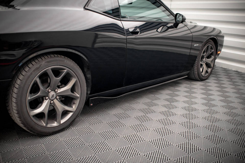 Zijskirts Dodge Challenger RT MK3 FL Maxton Glanzend Zwart