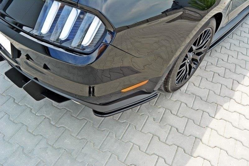 Achterzij Spoilers Ford Mustang GT Mk6 Glanzend Zwart