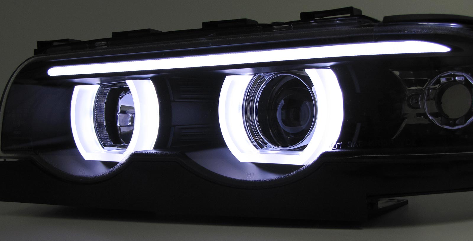 Headlights BMW E38 94-01 3D LED Angel Eyes