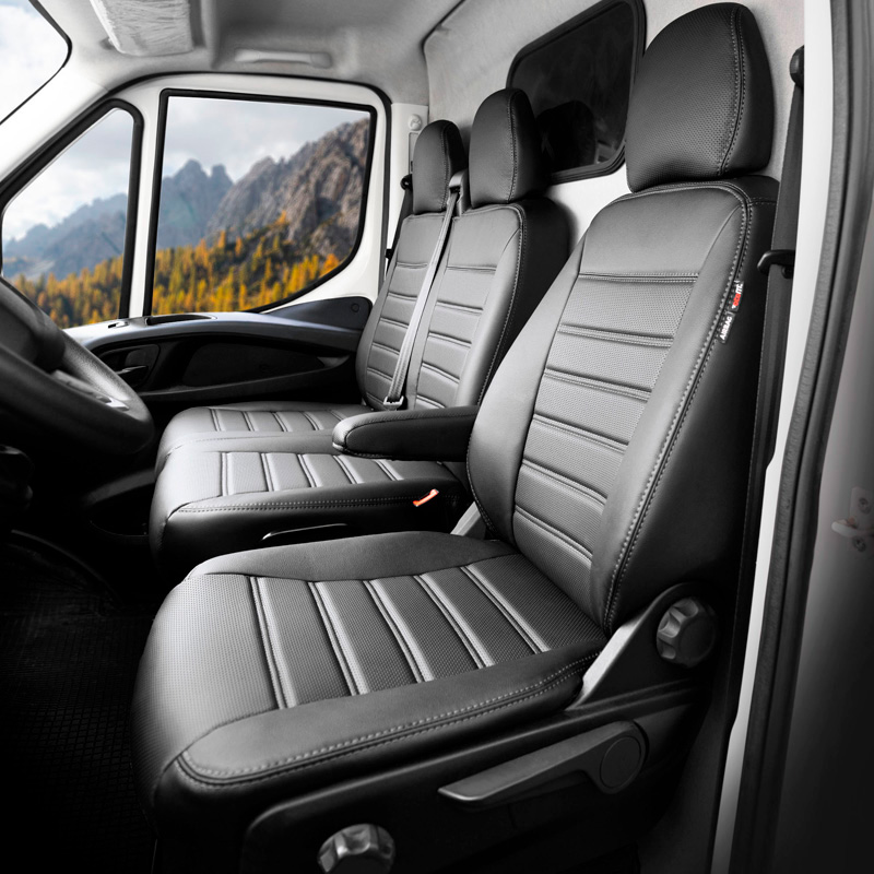 otoM New York Design Kunstleder Sitzbezüge 2+1 passend für Volkswagen Transporter T7 2024- (Armlehnen am Fahrersitz & Tisch in Rückenlehne Sitzbank)