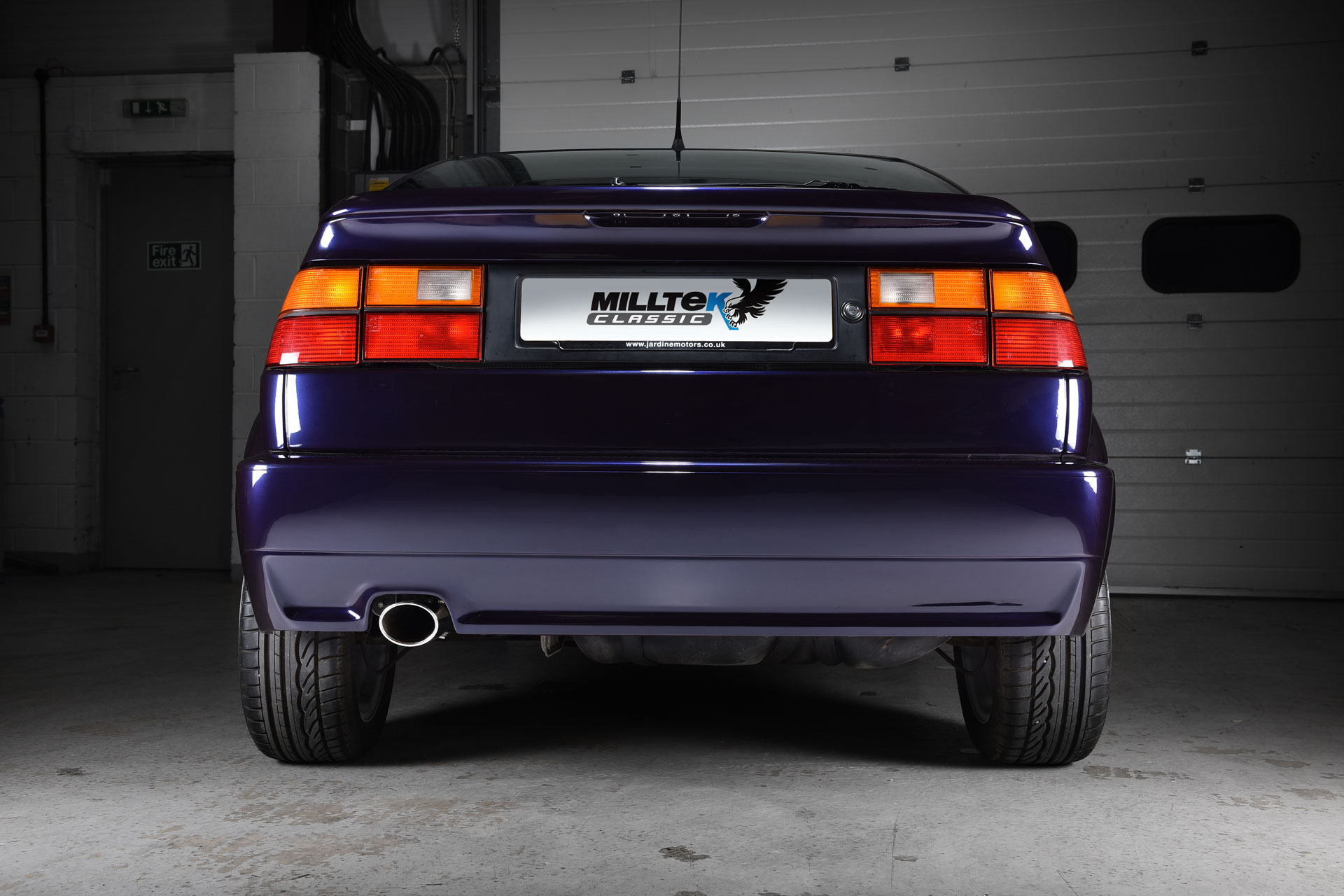 VW Golf Corrado 1.8 G60 Cat-back Resonated (quieter) met Polished Oval Tip