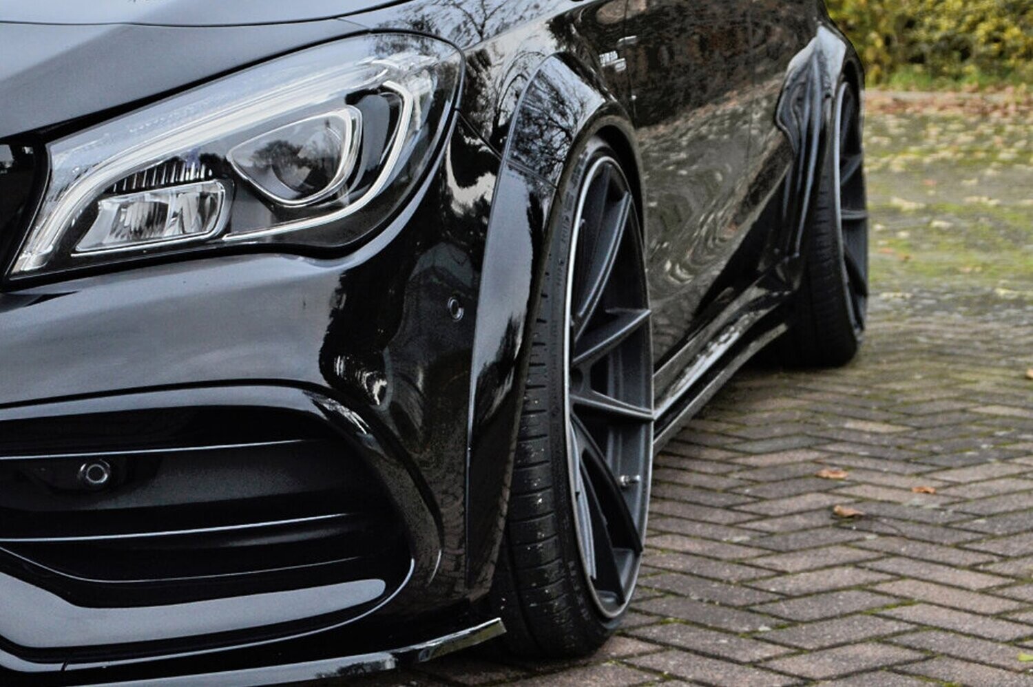 Zijskirts Mercedes met AMG Line pakket + CLA45 AMG , C176, 245G