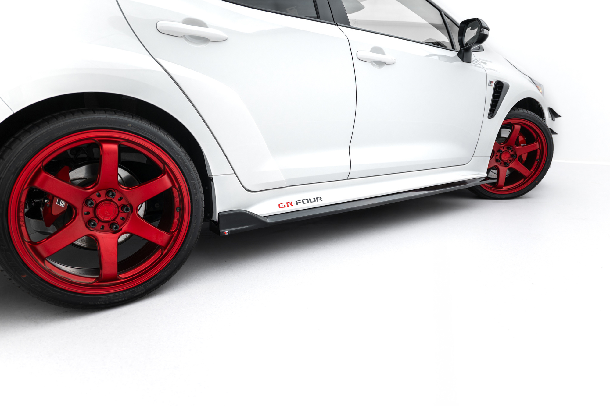 Bodykit – Toyota GR Corolla Mk12 V.2 (2022–2024)
