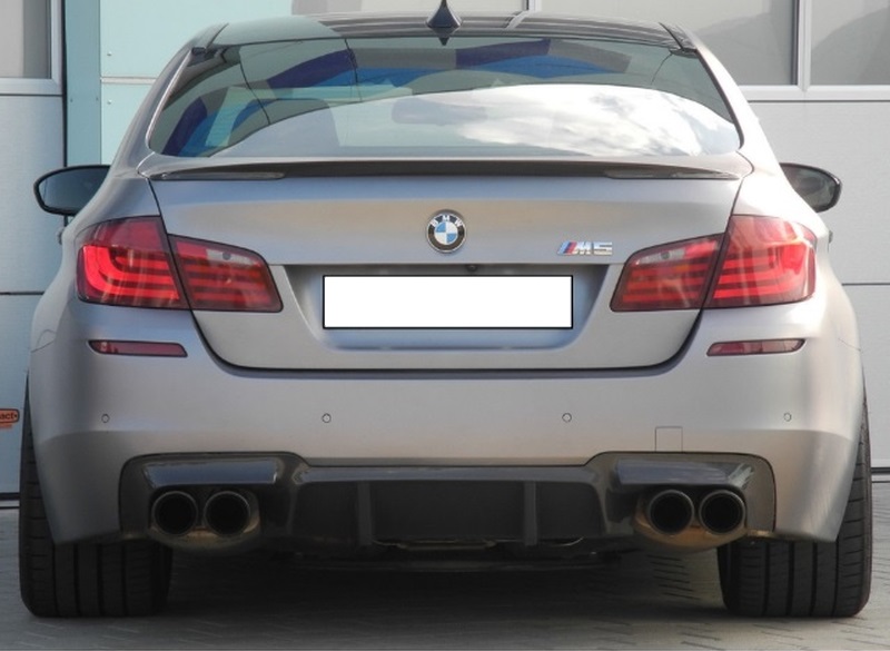 Achterdiffusor BMW F10 M5 Duplex uitlaat uitsparing