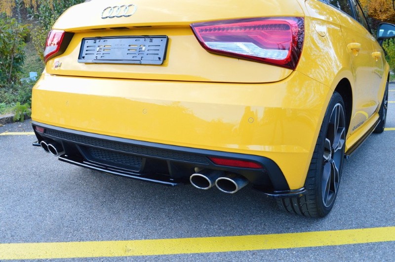 Centrale achtersplitter Audi S1 8X glanzend zwart