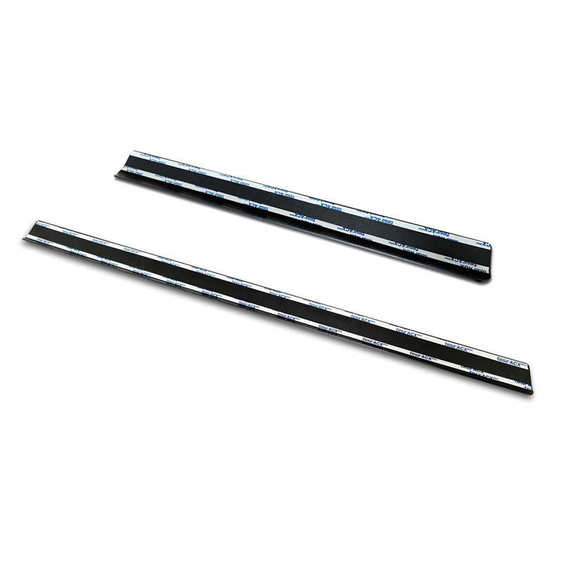 Aluminium onderste Instaplijsten 'Riffled Plate'  Ford Transit Custom (V710) & Tourneo Custom (V710) 2023- - 2-delig - Zwart
