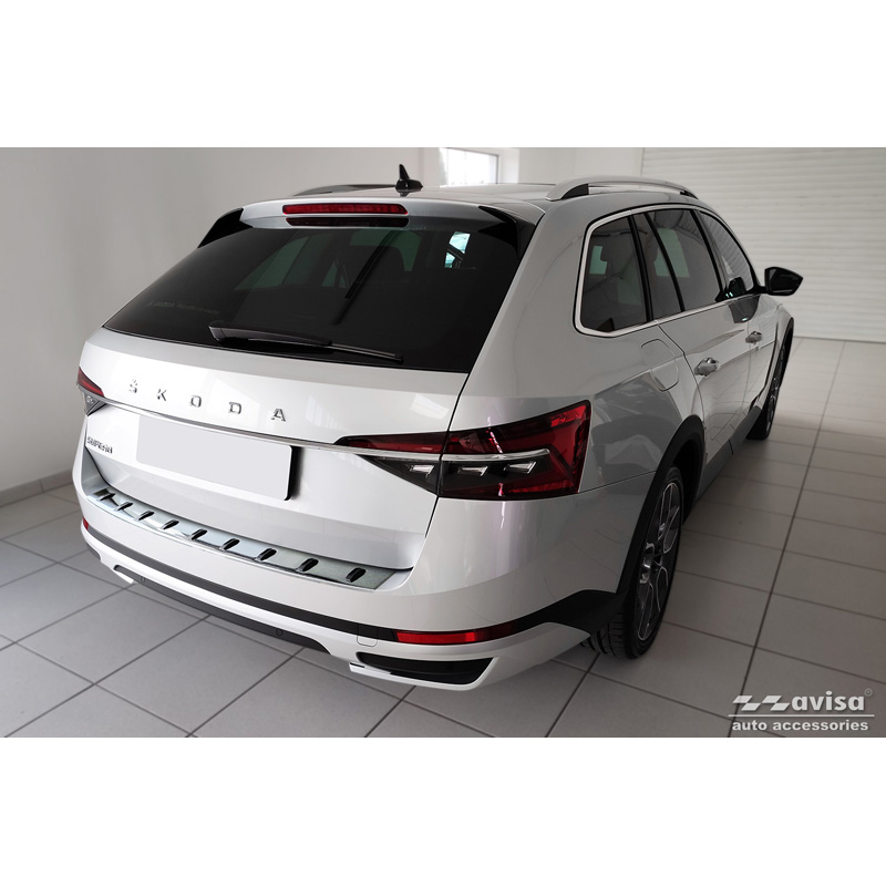Stainless Steel Rear bumper protector  Skoda Superb III Combi 2015-2023 incl. Scout 'STRONG EDITION'