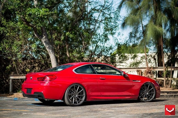 Vossen CVT 9.0x22 5x108 ET32 Gloss Graphite Flat Face