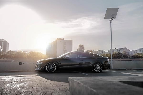 Z-Performance Two Black Chrome Inox 8x19 5x120 ET38 Velgen
