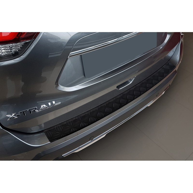 Matt Black Aluminum Rear bumper protector  Nissan X-Trail III (T32) Facelift 2017-2021 'Riffled Plate'