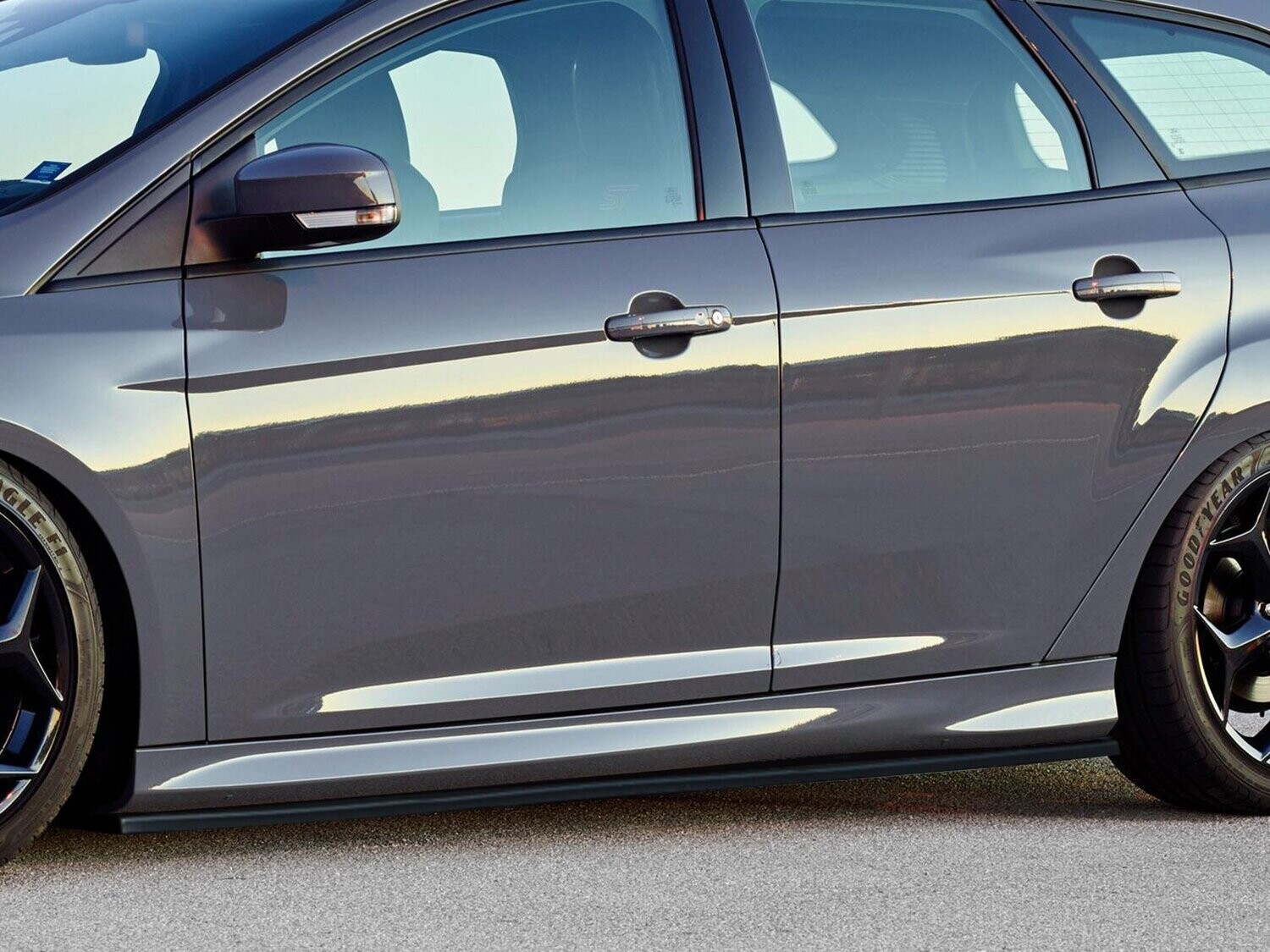 Zijskirts Ford Focus RS DYB-RS 2016 -