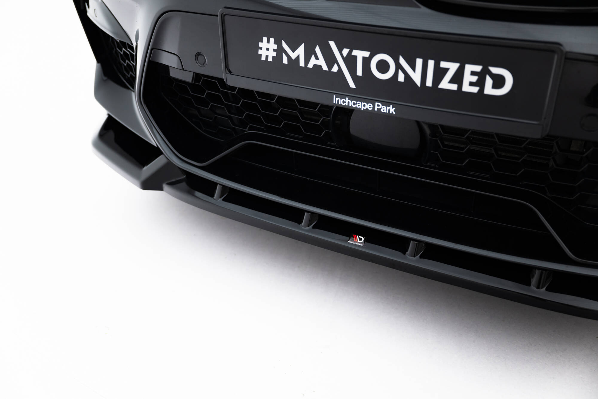 Voorspoiler BMW X3 M F97 Maxton Glanzend zwart