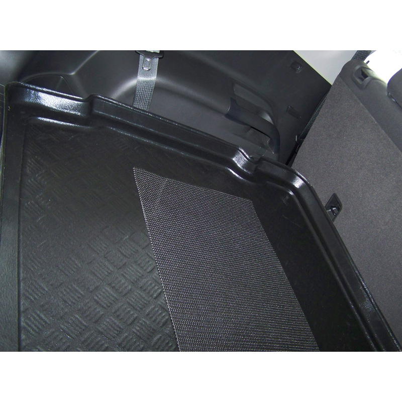 Trunk shell 'Non-slip'  Chevrolet Orlando 2010-