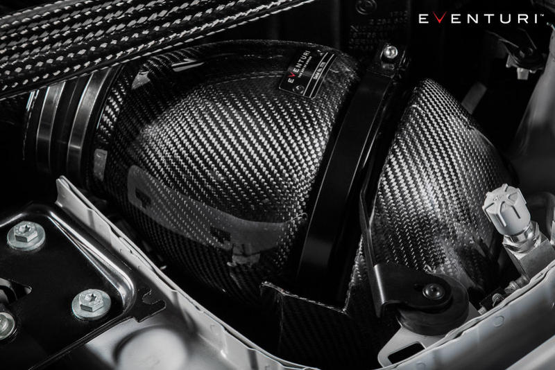 Eventuri BMW F87 M2 Competition Black Carbon intake systeem