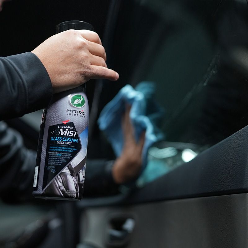 Turtle Wax HS Streak-Free Mist Glass Cleaner 591ml