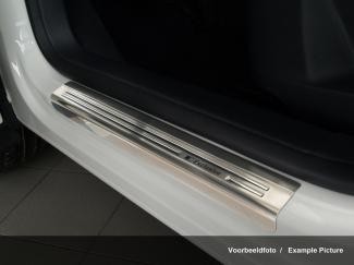 Instaplijsten VW Touareg II 2010- RVS