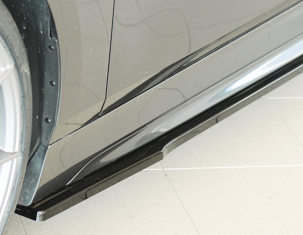 Zijskirts BMW 1 Serie F40 Rieger Glans Zwart