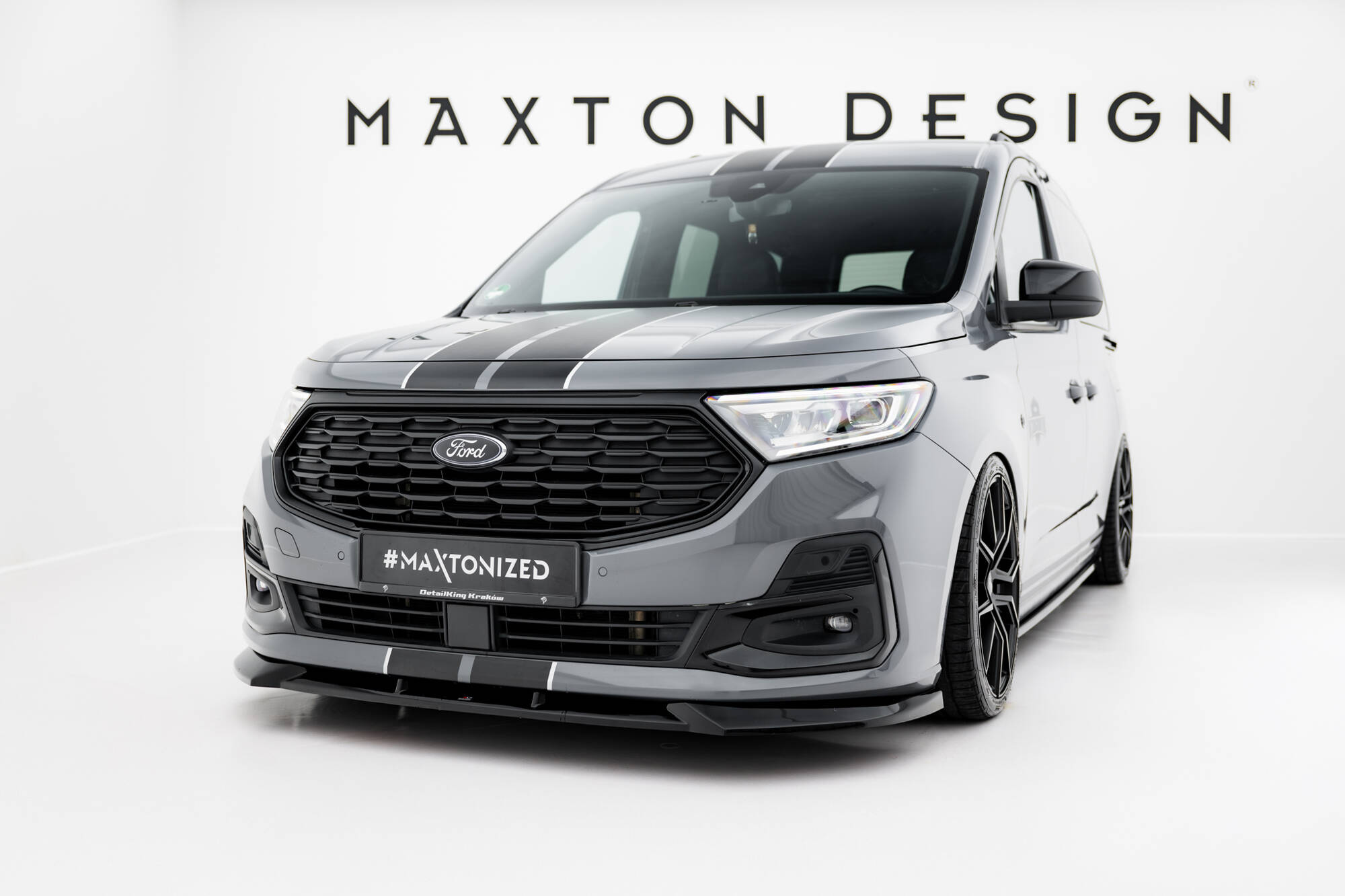 Voorspoiler Ford Transit Connect MK3 Maxton Glanzend zwart